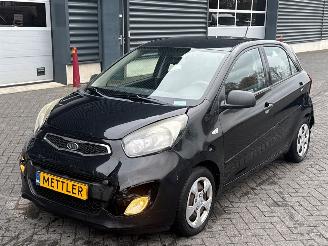 Unfallwagen Kia Picanto 1.2 16V Hatchback  Benzine 1.248cc 63kW (86pk) FWD 2012/4