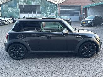 Mini Cooper S 1.6 16V Cooper S Hatchback  Benzine 1.598cc 135kW (184pk) FWD picture 6