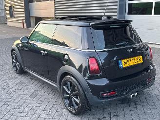 Mini Cooper S 1.6 16V Cooper S Hatchback  Benzine 1.598cc 135kW (184pk) FWD picture 3