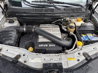 Chevrolet Captiva 3.2 V6 24V 4x4 SUV  Benzine 3.195cc 169kW (230pk) 4x4 picture 22