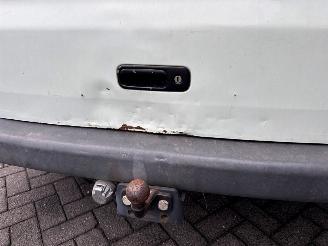 Volkswagen Transporter T5 1.9 TDi Bestel  Diesel 1.896cc 62kW (84pk) FWD picture 18