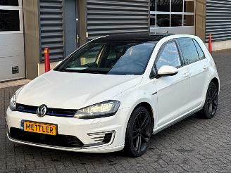 Coche accidentado Volkswagen Golf 1.4 GTE 16V Hatchback  Elektrisch Benzine 1.395cc 150kW (204pk) FWD 2015/12