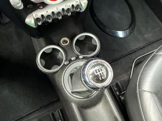 Mini Cooper S 1.6 16V Cooper S Cabrio  Benzine 1.598cc 128kW (174pk) FWD picture 18