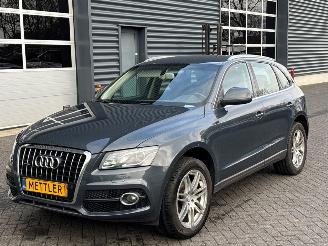 krockskadad bil auto Audi Q5 2.0 TDI 16V Quattro SUV  Diesel 1.968cc 120kW (163pk) 4x4 2009/4