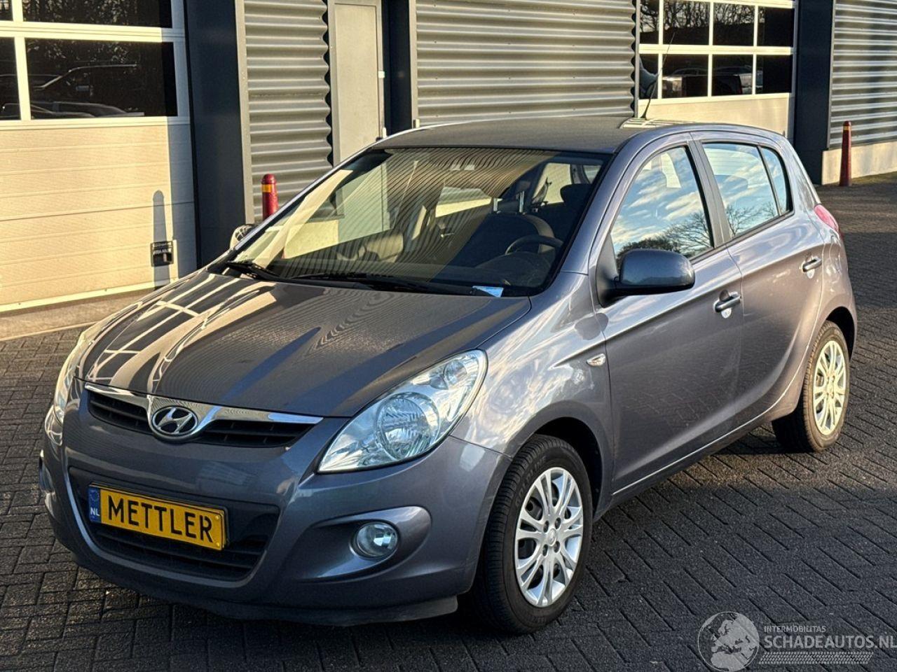 Hyundai I-20 1.2i 16V Hatchback  Benzine 1.248cc 57kW (77pk) FWD