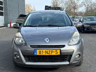 Renault Clio 1.2 16V 75 Hatchback  Benzine 1.149cc 55kW (75pk) FWD picture 8