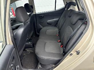 Hyundai I-10 1.2i 16V Hatchback  Benzine 1.248cc 63kW (86pk) FWD picture 9