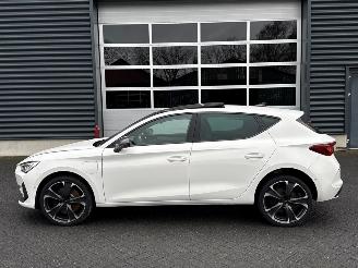 Cupra Leon 1.4 e-Hybrid 245, VZ 16V Hatchback  Elektrisch Benzine 1.395cc 180kW (245pk) FWD picture 2