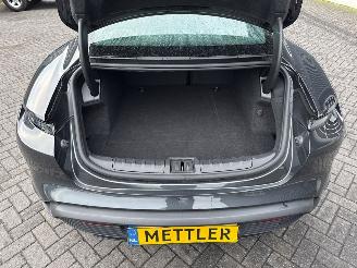 Porsche Taycan 79/84 kWh Sedan 4Dr Elektrisch 280 (381pk) picture 9