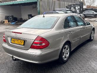 Mercedes E-klasse 3.2 E-320 CDI 24V Sedan 4Dr Diesel 3.222cc 150kW (204pk) RWD picture 5