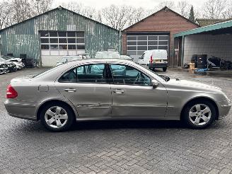Mercedes E-klasse 3.2 E-320 CDI 24V Sedan 4Dr Diesel 3.222cc 150kW (204pk) RWD picture 6