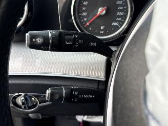 Mercedes E-klasse E-220d 2.0 Turbo 16V Combi/o  Diesel 1.950cc 143kW (194pk) RWD picture 14