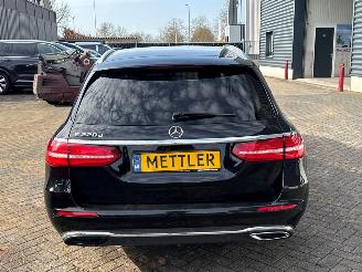 Mercedes E-klasse E-220d 2.0 Turbo 16V Combi/o  Diesel 1.950cc 143kW (194pk) RWD picture 4