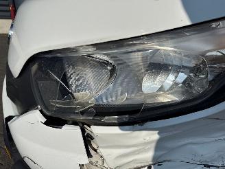 Iveco New daily L4H2 5 persoons Diesel 2.998cc 132kW (179pk) RWD picture 22