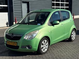 krockskadad bil auto Opel Agila 1.2 16V MPV  Benzine 1.242cc 63kW (86pk) FWD 2008/6