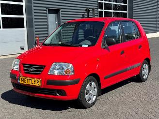Vaurioauto  passenger cars Hyundai Atos -PRIME 1.1 12V Hatchback  Benzine 1.086cc 43kW (58pk) FWD 2005/3
