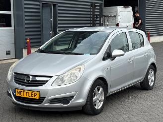 Unfallwagen Opel Corsa 1.2 16V Hatchback  Benzine 1.229cc 59kW (80pk) FWD 2009/7