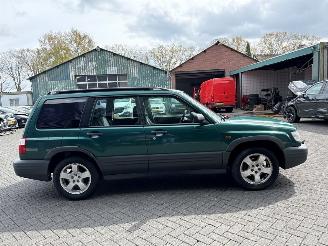 Subaru Forester 2.0 16V X SUV picture 6