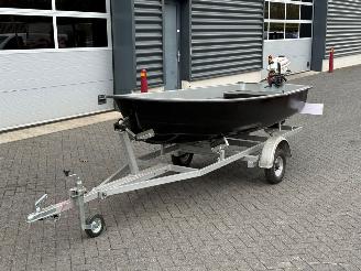 Coche siniestrado Motorboot   2026/1