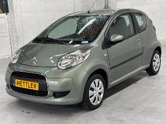 Vaurioauto  passenger cars Citroën C1 1.0 12V Hatchback  Benzine 998cc 50kW (68pk) FWD 2009/8