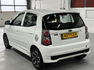 Kia Picanto 1.1 12V Hatchback  Benzine 1.086cc 48kW (65pk) FWD picture 3