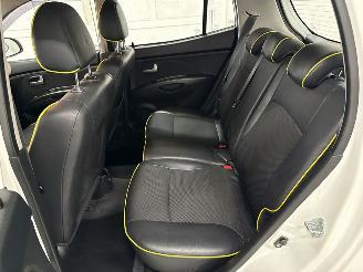 Kia Picanto 1.1 12V Hatchback  Benzine 1.086cc 48kW (65pk) FWD picture 10