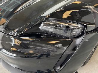 Porsche Taycan  picture 30