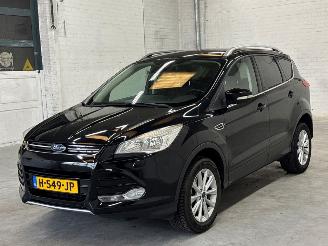 Auto incidentate Ford Kuga 1.5 Titanium EcoBoost 16V 150 SUV  Benzine 1.499cc 110kW (150pk) FWD 2014-09/2019-06  M8MA 2015/11