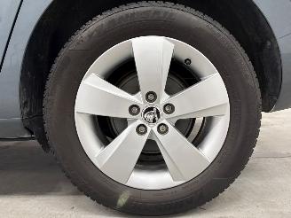 Skoda Rapid 1.2 TSI 16V Liftback  Benzine 1.197cc 66kW (90pk) FWD picture 22