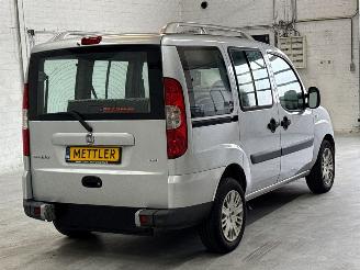 Fiat Doblo 1.4 MPV  Benzine 1.368cc 57kW (77pk) FWD picture 4