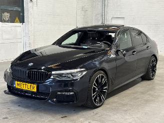 Damaged car BMW 5-serie 540i xDrive 3.0 TwinPower Turbo 24V Sedan 4Dr Benzine 2.998cc 250kW (340pk) 4x4 2017/8