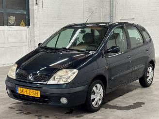 Coche accidentado Renault Mégane Scénic 1.6 16V MPV  Benzine 1.598cc 79kW (107pk) FWD 2003/6