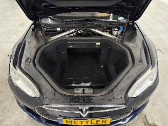 Tesla Model S 85 Liftback  Elektrisch  270kW (367pk) RWD picture 9