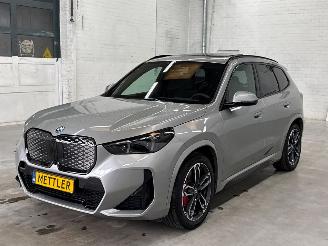 Auto incidentate BMW iX1 eDrive20 67 kWh SUV  Elektrisch  150kW (204pk) FWD 2026/5