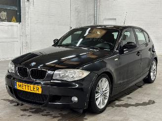 Schadeauto BMW 1-serie 116i 1.6 16V Hatchback 4Dr Benzine 1.596cc 85kW (116pk) RWD 2006/9