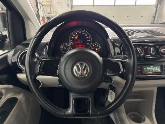 Volkswagen Up! 1.0 12V 75 Hatchback  Benzine 999cc 55kW (75pk) FWD picture 13