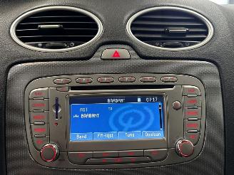 Ford Focus 1.6 16V Hatchback  Benzine 1.596cc 74kW (101pk) FWD picture 16