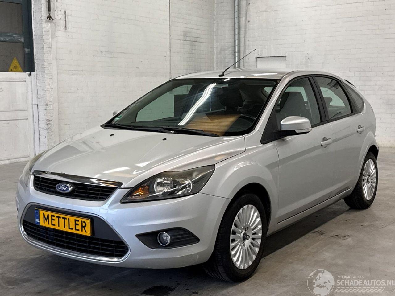 Ford Focus 1.6 16V Hatchback  Benzine 1.596cc 74kW (101pk) FWD