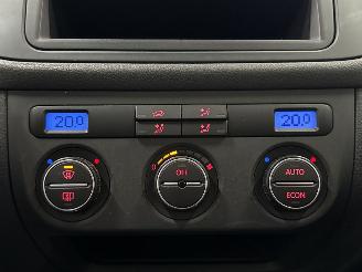 Volkswagen Golf plus  picture 17