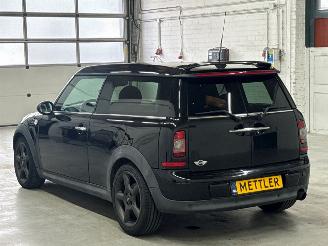 Mini Clubman 1.6 Cooper D Combi/o  Diesel 1.560cc 80kW (109pk) FWD picture 3