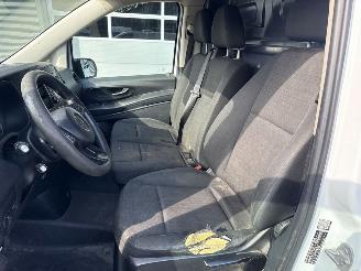 Mercedes Vito 2.2 114 CDI 16V Bestel  Diesel 2.143cc 100kW (136pk) RWD picture 11