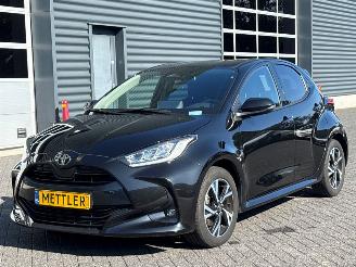 uszkodzony samochody osobowe Toyota Yaris 1.5 12V Hybrid 115 Hatchback  Elektrisch Benzine 1.490cc 85kW (116pk) FWD 2024/6
