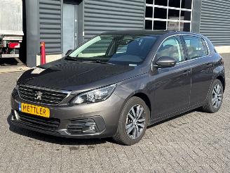 Auto incidentate Peugeot 308 1.2 12V e-THP PureTech 130 2018/9