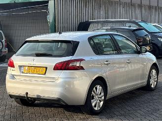 Peugeot 308 1.2 12V VTi PureTech 82 Hatchback 4Dr Benzine 1.199cc 60kW (82pk) FWD picture 5