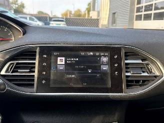 Peugeot 308 1.2 12V VTi PureTech 82 Hatchback 4Dr Benzine 1.199cc 60kW (82pk) FWD picture 17