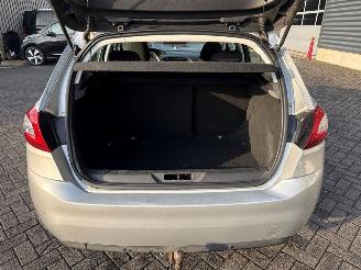 Peugeot 308 1.2 12V VTi PureTech 82 Hatchback 4Dr Benzine 1.199cc 60kW (82pk) FWD picture 9