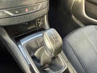 Peugeot 308 1.2 12V VTi PureTech 82 Hatchback 4Dr Benzine 1.199cc 60kW (82pk) FWD picture 19