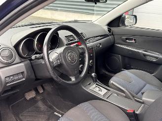 Mazda 3 1.6i 16V Hatchback  Benzine 1.598cc 77kW (105pk) FWD picture 12