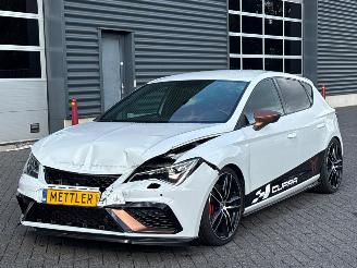 Schadeauto Seat Leon 2.0 TSI Cupra 300 16V Hatchback 4Dr Benzine 1.984cc 221kW (300pk) FWD 2017/9