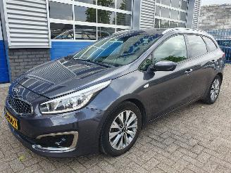 krockskadad bil auto Kia Ceed 1.0 T-GDi Design Edition Sportwagon 2018/6